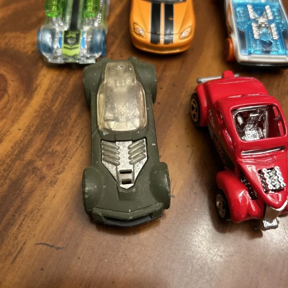 Lot 10 Vintage Hot‎ Wheels Metal Plastic Cars GTO Roger Dodger